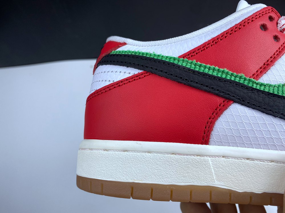 Frame Skate x Nike SB Dunk Low CT2550-600